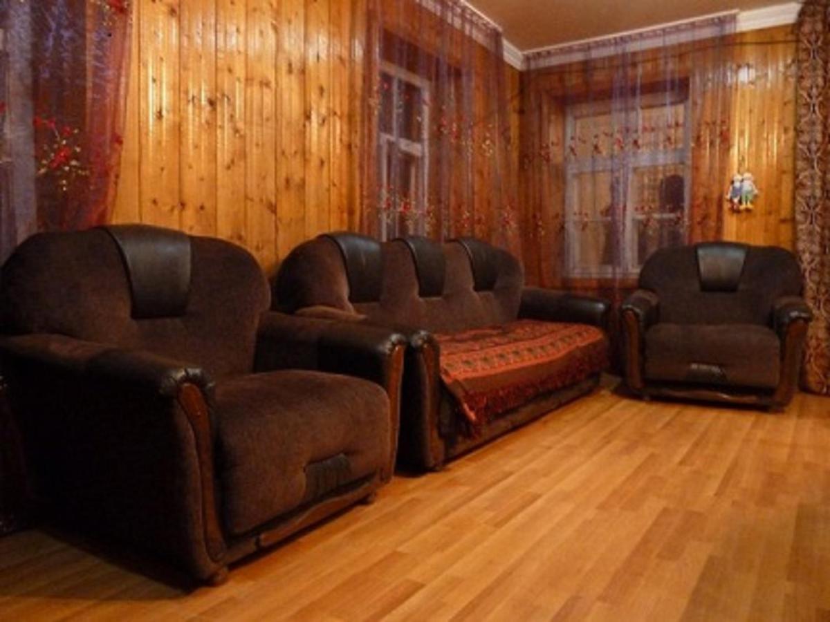 Гостевой дом Манони Местия Экстерьер фото